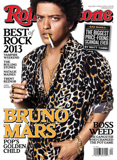 Бруно Марс с цигара на корицата на сп. "Ролинг стоун"