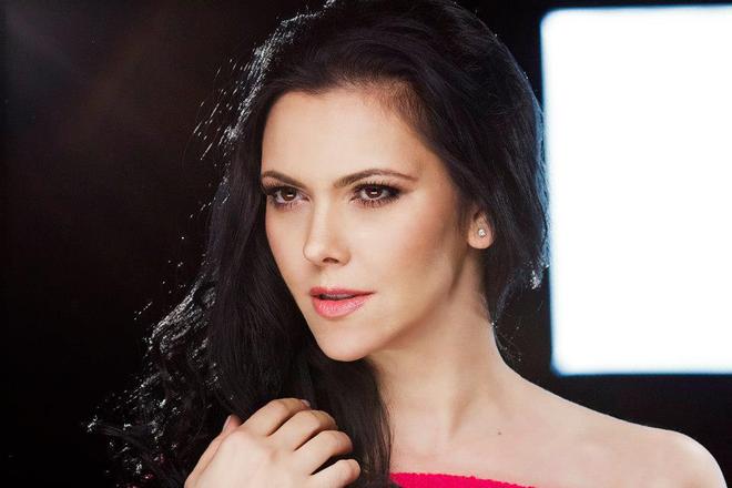 Светла Иванова протестира с песен