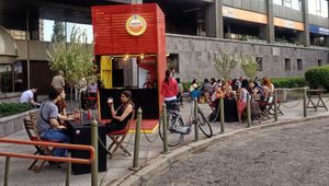 Amstel Pop-Up Bar започна обиколката си