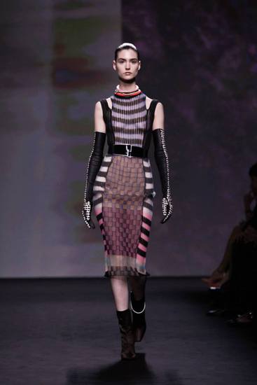 Висша мода от "Диор" за есен 2013 (49)