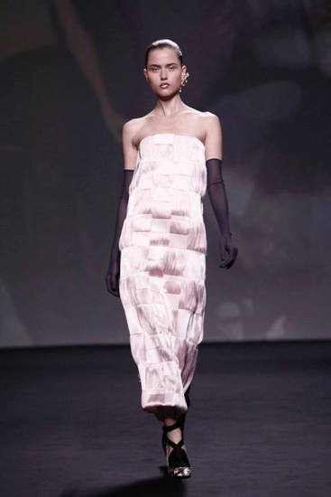 Висша мода от "Диор" за есен 2013 (38)