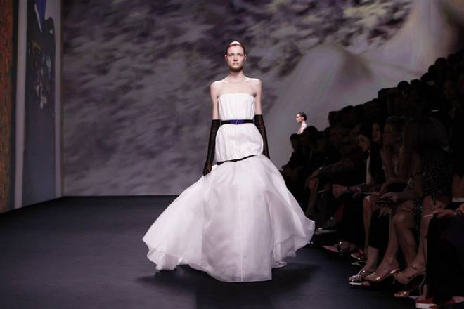 Висша мода от "Диор" за есен 2013 (24)