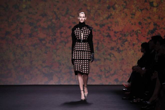 Висша мода от "Диор" за есен 2013 (16)