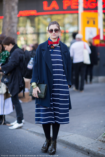 В синьо райе