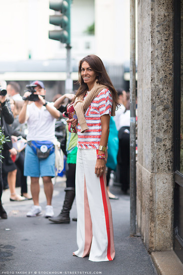 В червено райе