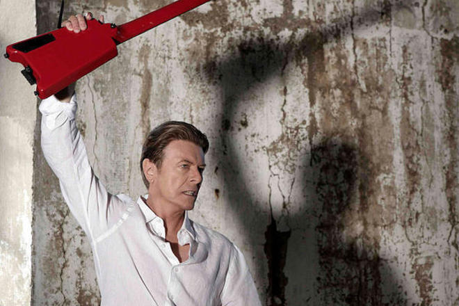 Deyvid boui pee za sv valentin