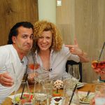 Люси Дяковска и Дани Милев на маса
