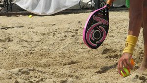 Плажен тенис в "Сердика Център"