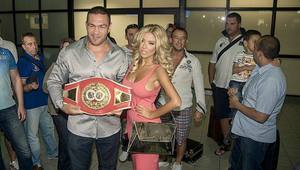 Андреа и гаджето й шампион