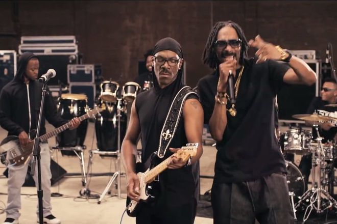 Eddie murphy feat snoop lion red light