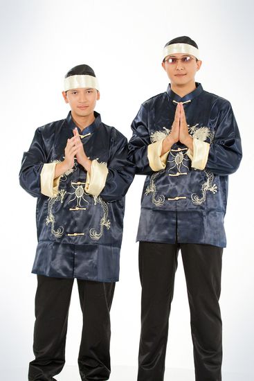 Следващият, моля: Тони и Виктор като виетнамци