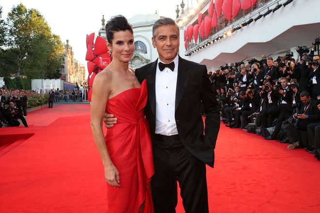Сандра Бълок и Джордж Клуни във Венеция 2013
