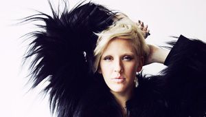 Ели Голдинг