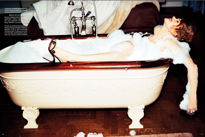 Той би я зарязал за $1 млн., тя него - не