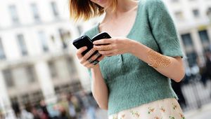 От телефон на телефон