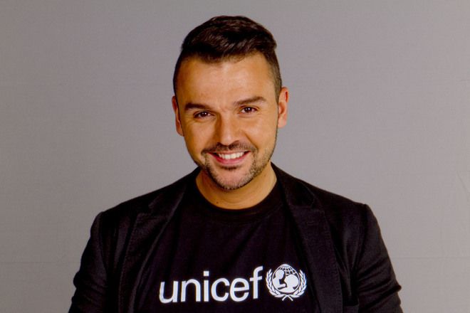 Grafa na blagotvoritelno turne za unitsef