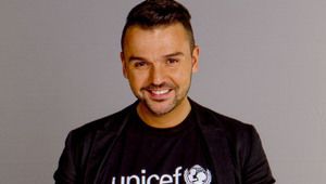 Графа на благотворително турне за УНИЦЕФ