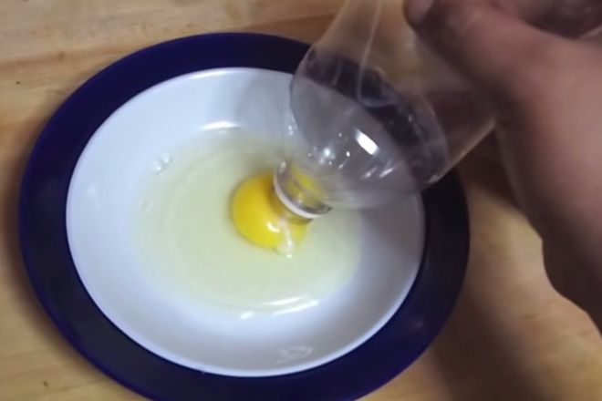 Kak da otdelim zhaltak s plastmasova butilka