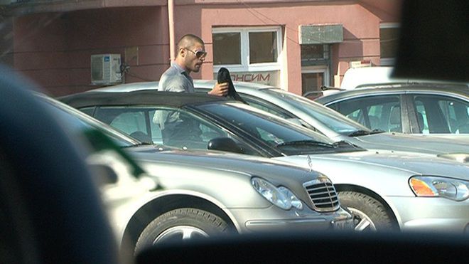 Георги Валентинов, изловен от папараци