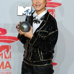 Крис Лий на Европейските музикални награди на MTV 2013