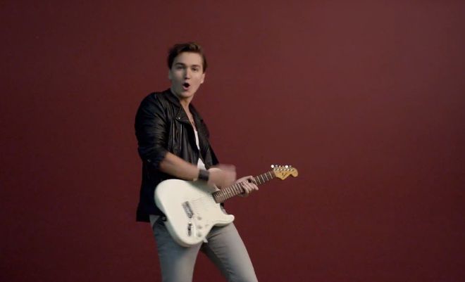 Николай Бакалов като NickName