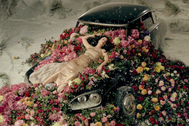 Keyti peri v klipa kam unconditionally