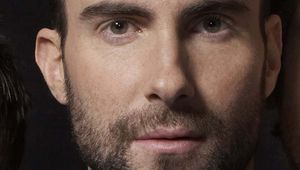 Адам Левин с останалите от Maroon 5