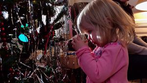 Коледната реклама на iPhone 5S ще ти стопли сърцето