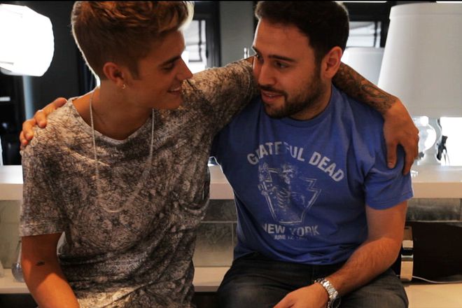 Dzhastin biybar s menidzhara si