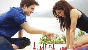 Меденият месец на Бела и Едуард Кълън