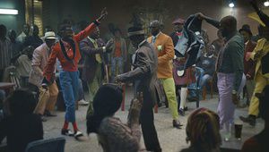 Стилните господа в новата реклама на "Гинес"