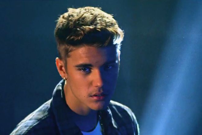 Dzhastin biybar v klipa na confident