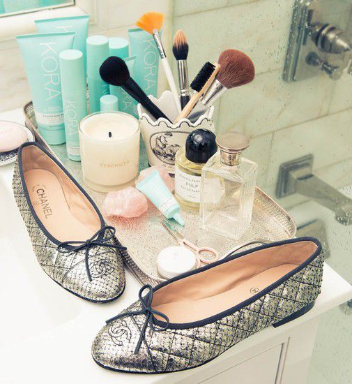 Обувки "Шанел" в гардероба на Миранда