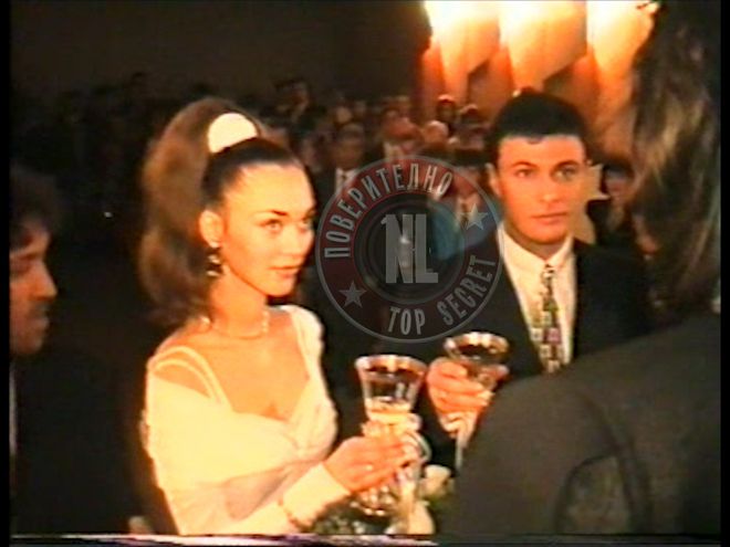 Сватбата на Георги Илиев и Мая: Наздравица с шампанско