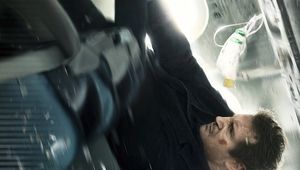 Лиъм Нийсън, в "Директен полет"