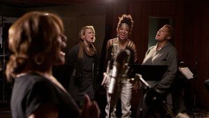 "На крачка от славата", с "Оскар" за документален филм