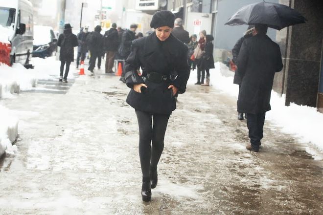 Мирослава дума в черно