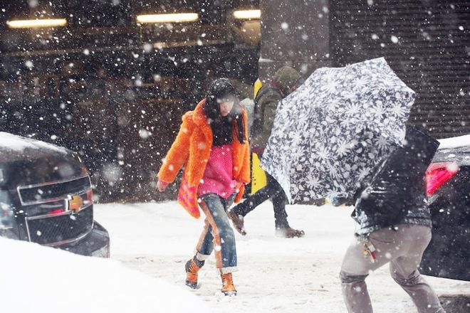 Портокаловото кожено палто