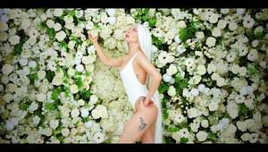 Лейди Гага в G.U.Y.