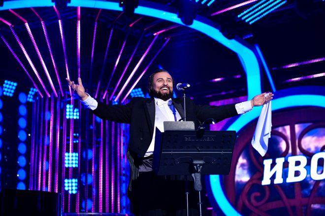 Иво Танев като Лучано Павароти