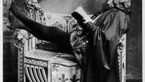 Сара Бернар в ролята на Хамлет, 1899 г.