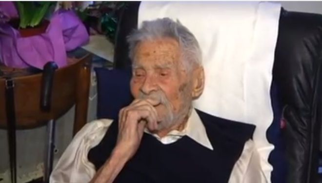 Столетникът Александър Имич