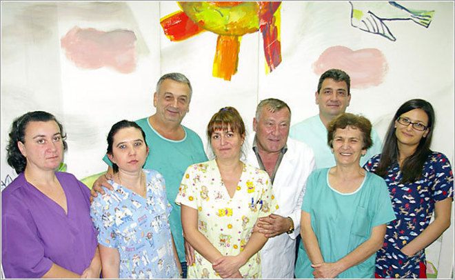 Екипът на отделение "Детска гръдна хирургия" в "Пирогов"