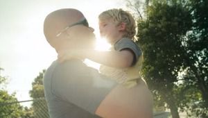 Да повикаш тате