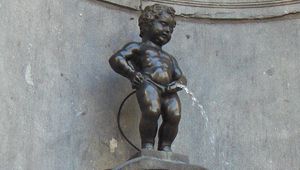 Статуята "Манекен Пис" в Брюксел