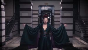 Жана в клипа си "Самурай"