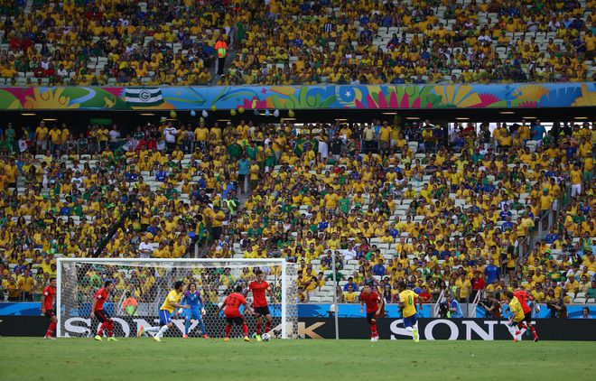 Вратарят на Мексико - герой на мача с Бразилия