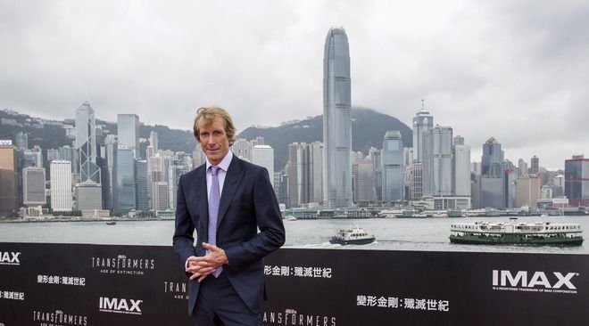 Майкъл Бей на премиерата в Хонконг