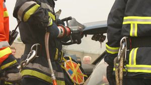 Пожарникари