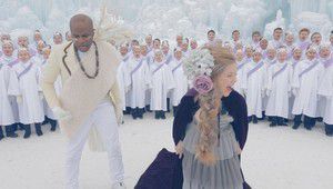 Лекс Уокър прави невероятен кавър на песента Let It Go от "Замръзналото кралство"
